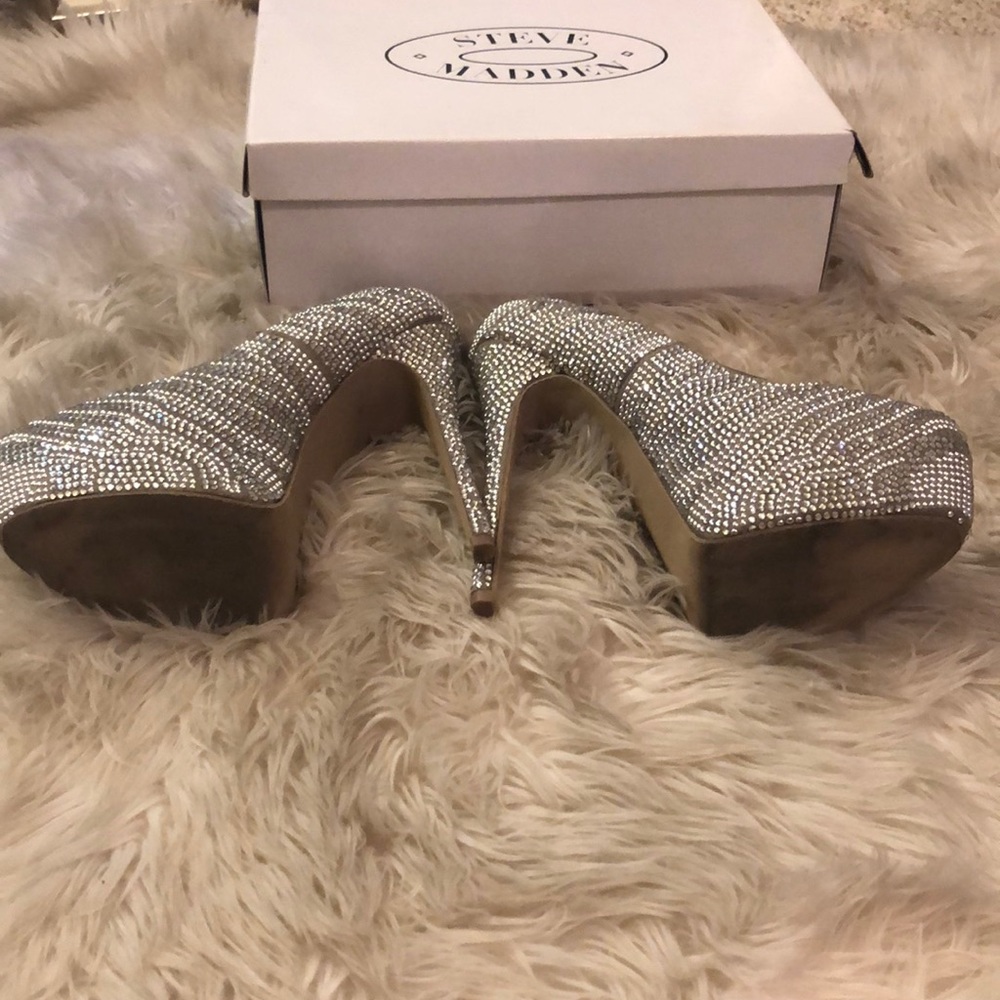 Steve Madden - Picture 4 of 5